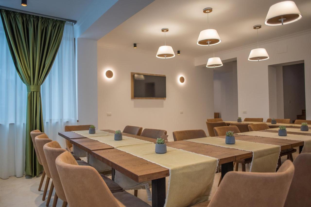 Boga Rooms Sinaia Eksteriør bilde