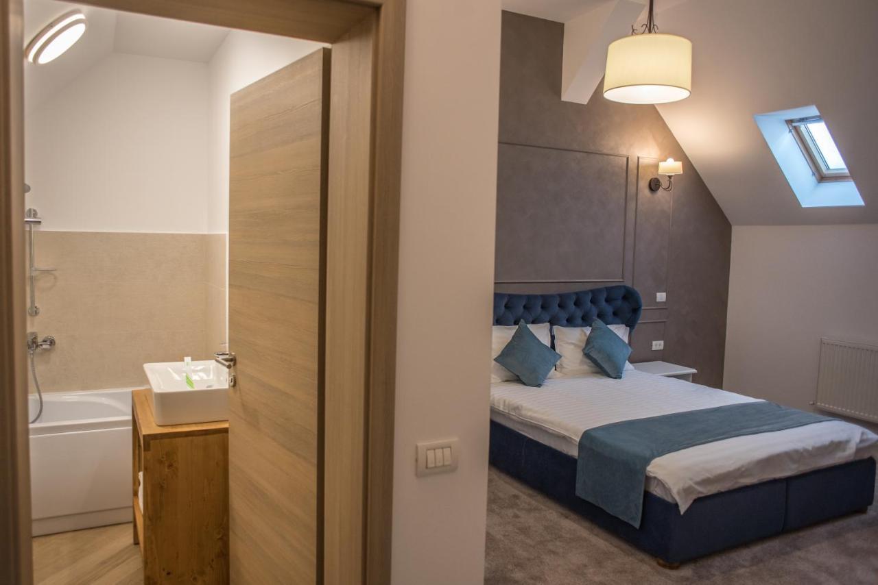Boga Rooms Sinaia Eksteriør bilde