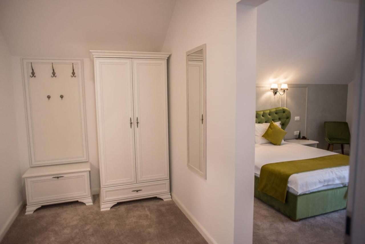 Boga Rooms Sinaia Eksteriør bilde