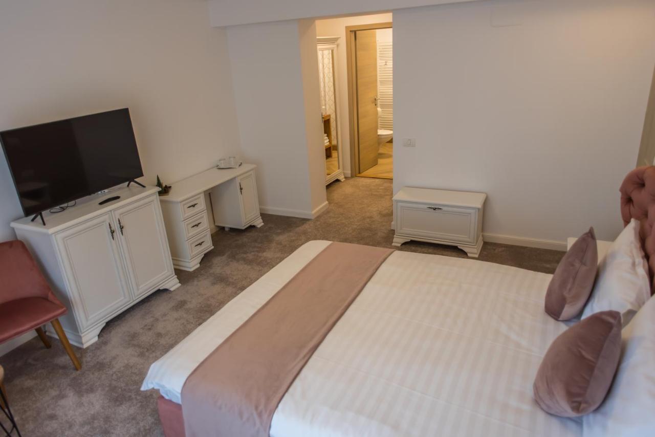 Boga Rooms Sinaia Eksteriør bilde