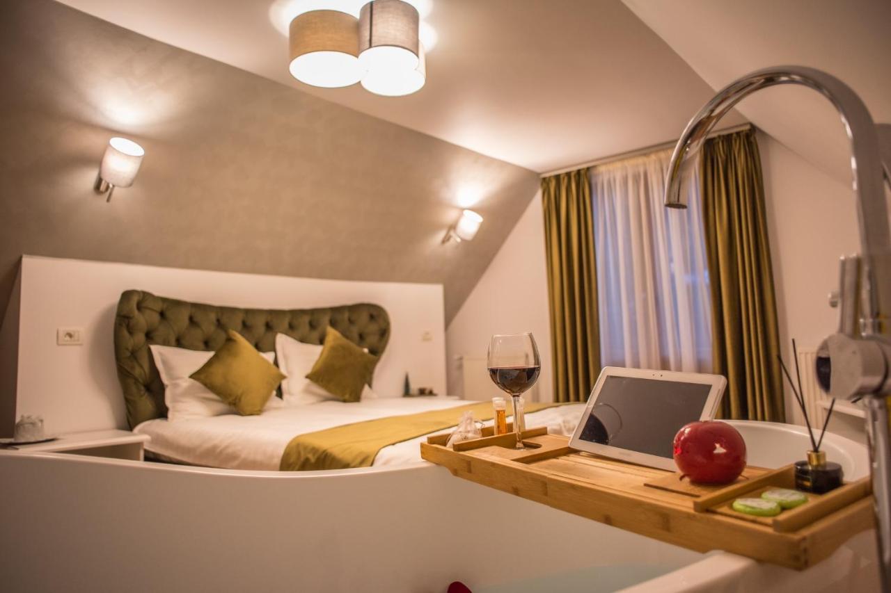 Boga Rooms Sinaia Eksteriør bilde