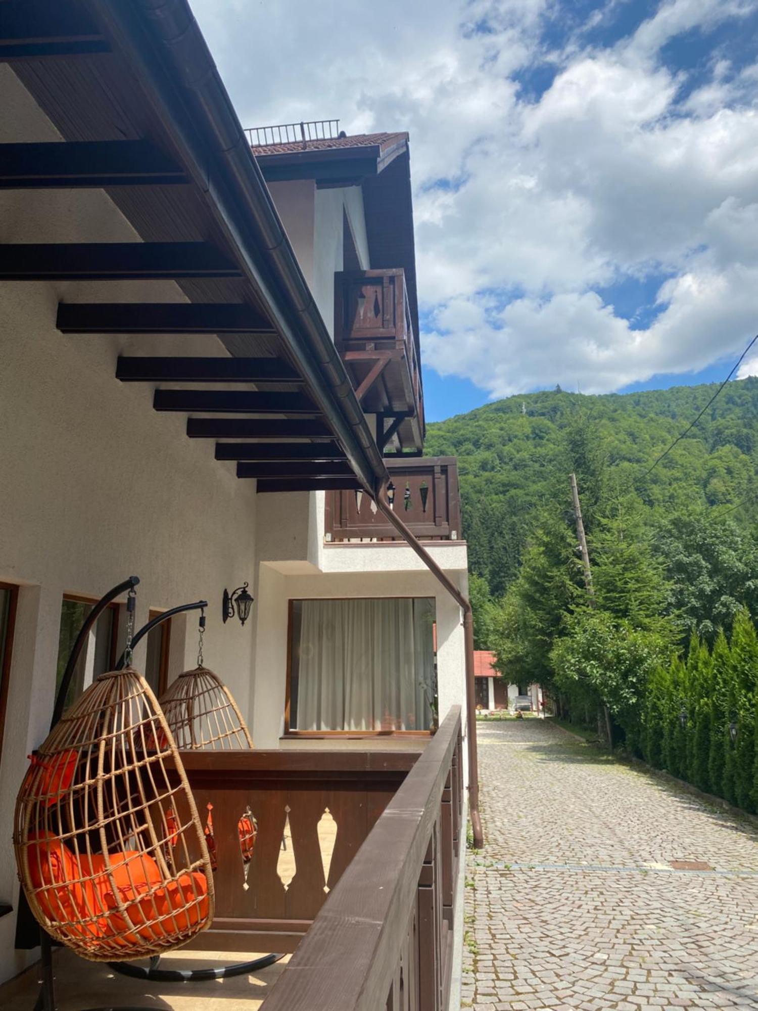Boga Rooms Sinaia Eksteriør bilde